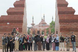 Belajar Sejarah Lebih Seru Bersama Komunitas Cirebon History