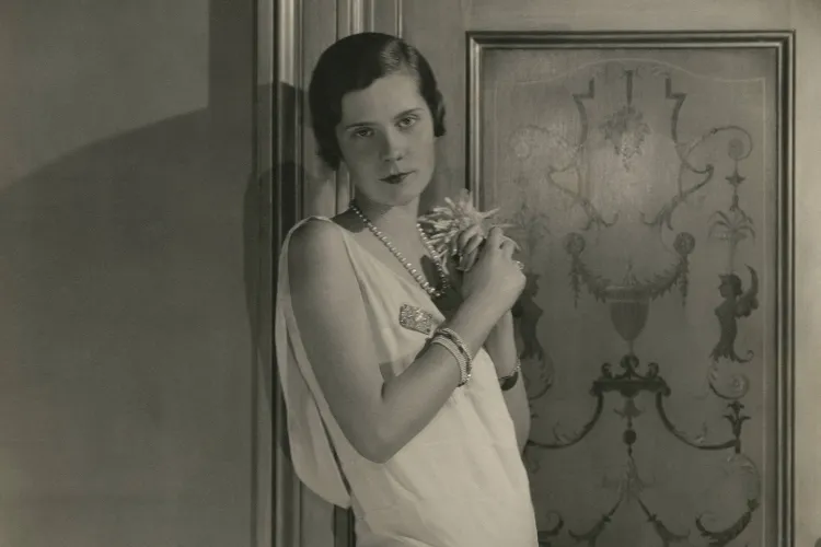 Natalie Paley: Putri Rusia yang Lolos dari Revolusi Bolshevik dan Menjadi Artis Model